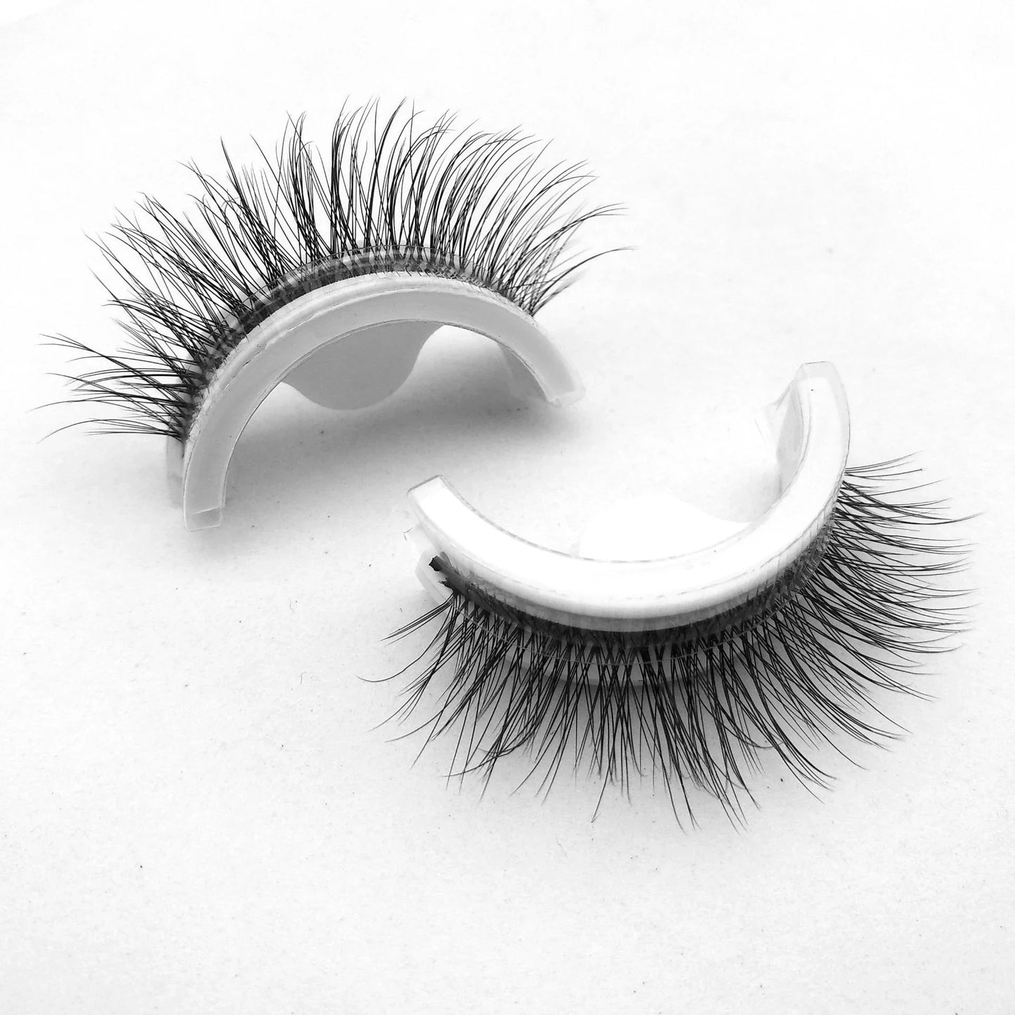 Waterproof & Reusable Self-Adhesive Eyelashes